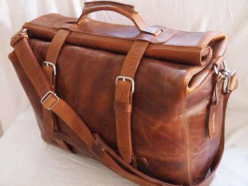FREE SHIPPING***Pakdonkie Weekender, MEDIUM, ANTIQUE BROWN leather, Handcrafted by PAKDONKIE!!