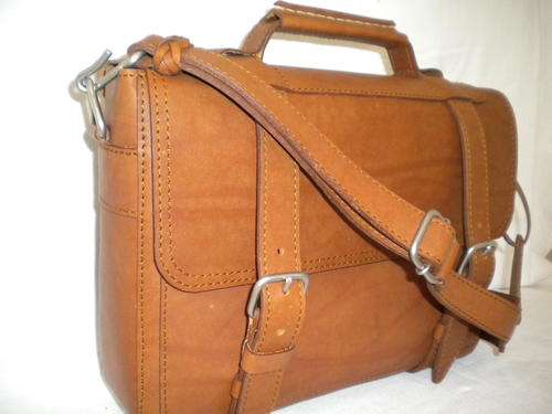 LEATHER BRIEFCASE (Apple iPad and Samsung Tablet), MEDIUM, OIL TAN!!