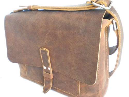 Briefcase, A4( MEDIUM), Secure Magnetic Closure, ( Macbook Pro 13inch) ANTIQUE BROWN leather!!