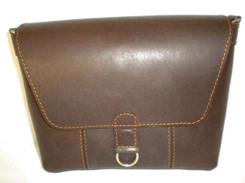 Leather postman handbag chocolate brown(magnetic closure)
