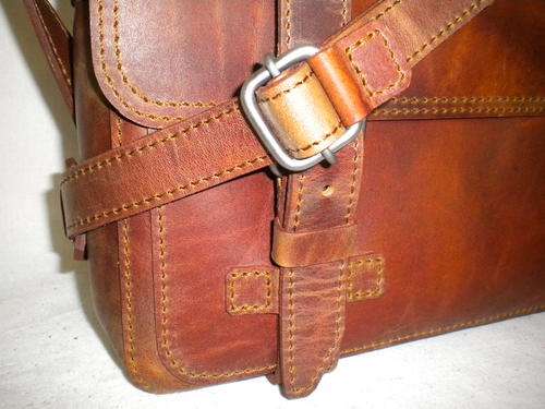 Leather Badger Briefcase, MEDIUM, (A4size),  ANTIQUE BROWN!!