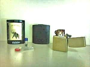 ZIPPO'S BRADFORD USA (2) AUTHENTIC