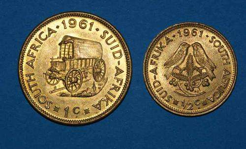 1961 LOT OF 1C AND 1/2C COINS