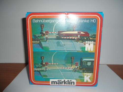 Marklin H0 K track automatic level crossing