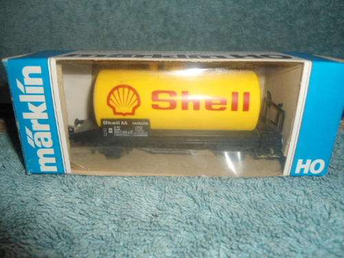 Marklin 4442 "SHELL" Tanker