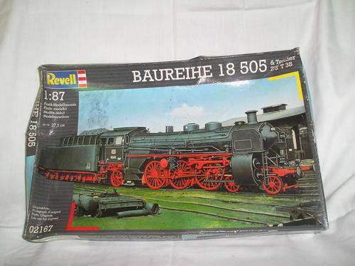 Revell HO locomotive Kit