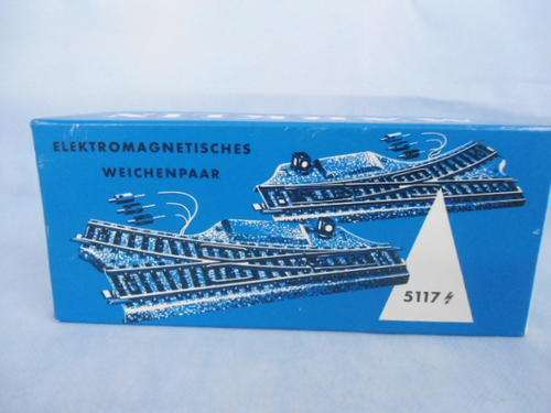 Marklin L & R turnout set 5117