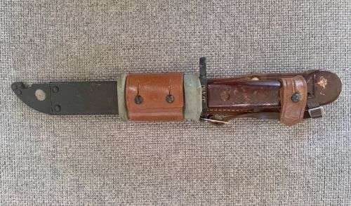 AKM Bayonet - Type I. Matching bayonet and scabbard number ZG4183. SADF / Recce era