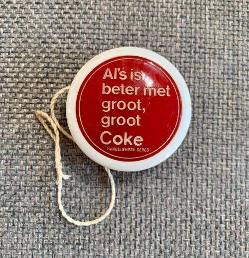 Original Russell Coca-Cola yoyo. English / Afrikaans