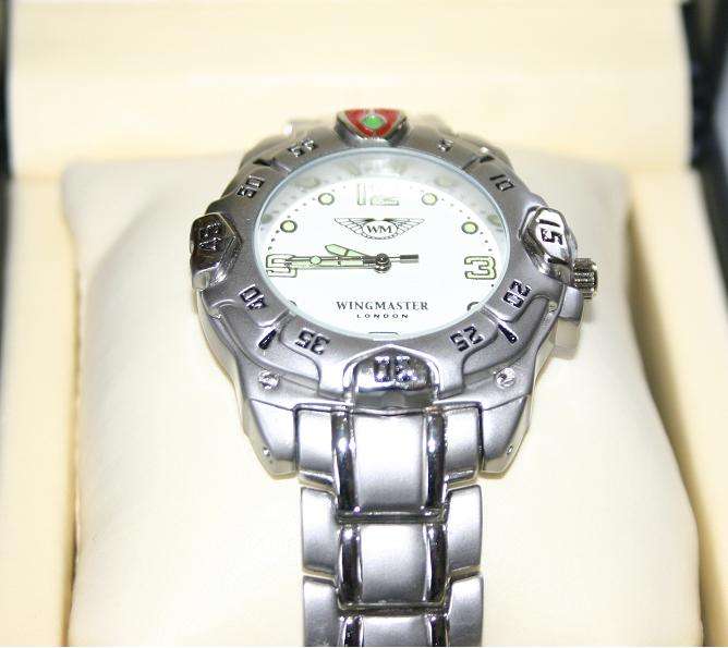 Genuine WINGMASTER SILVER Watch from LONDON - Leather Box included - Get it before XMAS