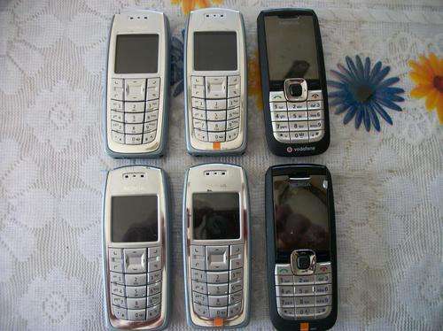 6 x Nokia Retro phones