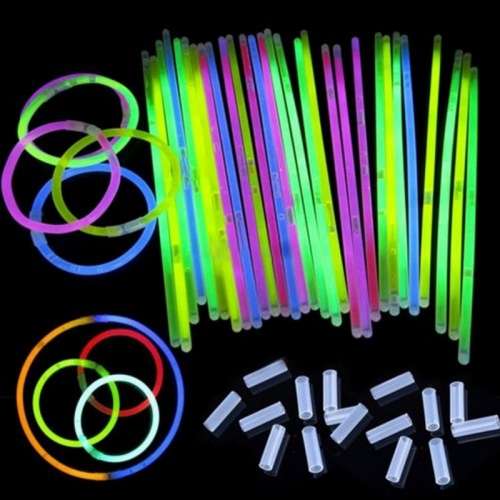 Glow Sticks - Pack of 100 !