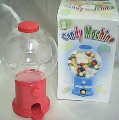 How cute is this !!!!!!!!! CANDY MACHINE KIDS WILL LOVE THIS A MUST HAVE