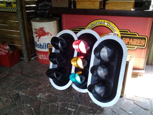 Traffic lights, robots