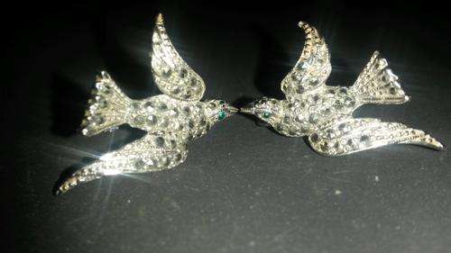 Beautiful Vintage Bird Earrings.