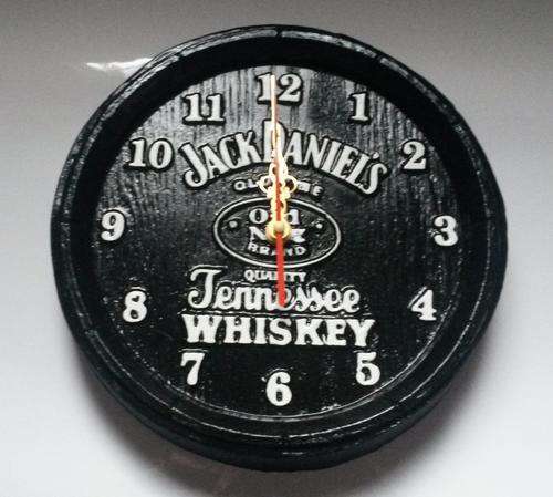 Jack Daniel's Clock, Barrel End.