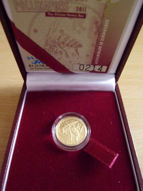 Gold 1/10th Ounce Honeybee