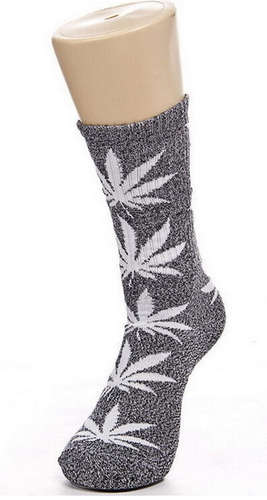 Weed leaf socks Men's Ladies Maple Leaf Socks Long Skateboard Hip-hop Male Woman white green