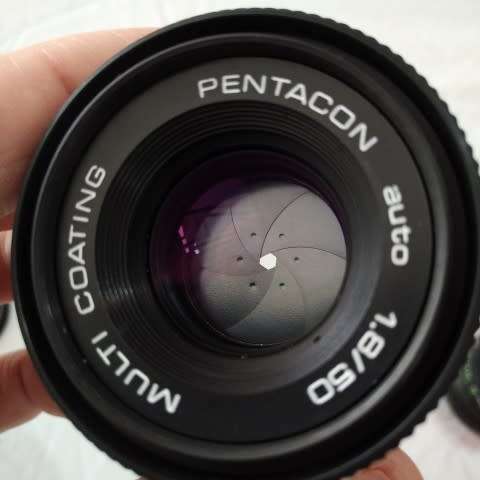 Pentacon 50mm 1.8 M42 lens