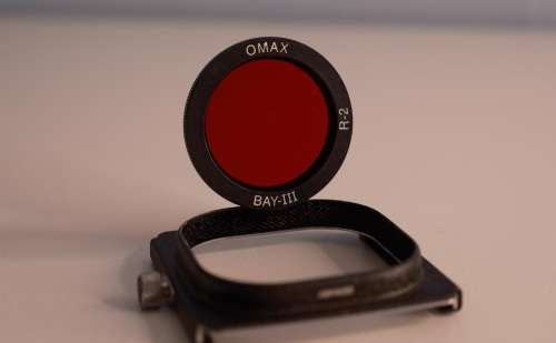 OMAX Bay III deep red filter for Rolleiflex 2.8