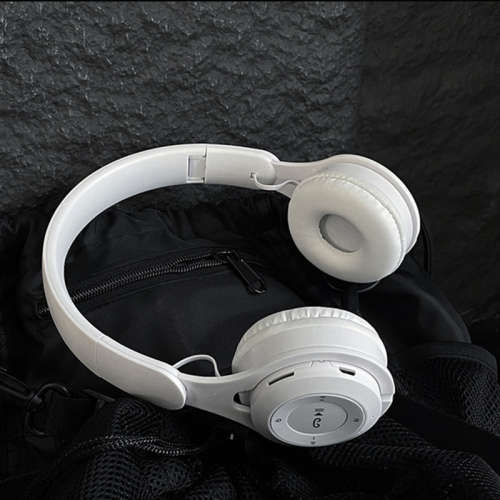 JBL Wireless On-Ear Headphones Over-ear Bluetooth Headphones Foldable