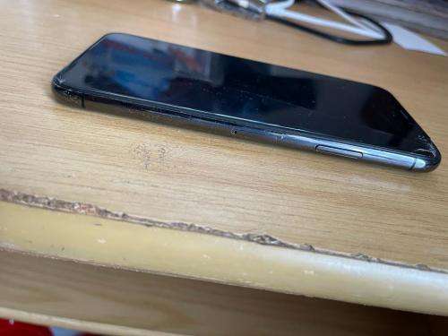 Apple Iphone X 256GB please read comments before bidding