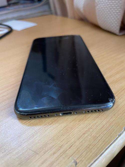 Apple Iphone X 256GB please read comments before bidding