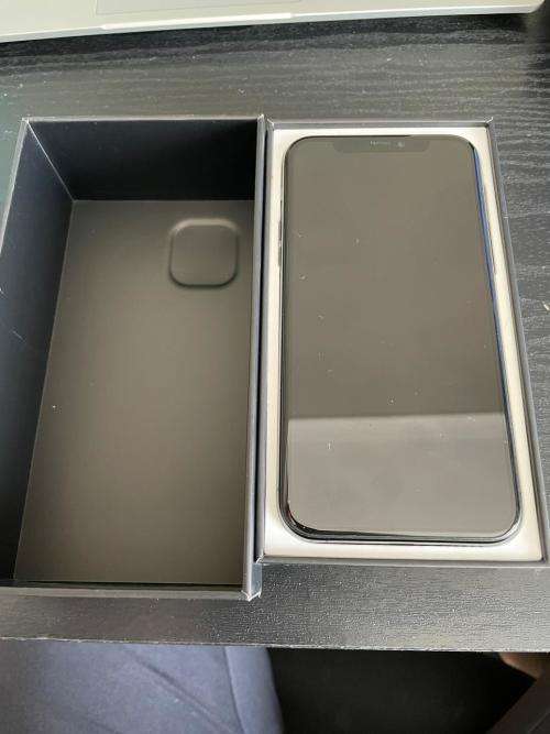 Apple Iphone 11 Pro 256GB with Box