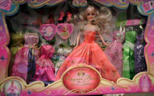 NEW!!! FASHION VOGUE COLLECTION DOLL SET!!! {CRAZY START} - 8-9 DIFFERENT DRESSES, SHOES,COLLECTIONS