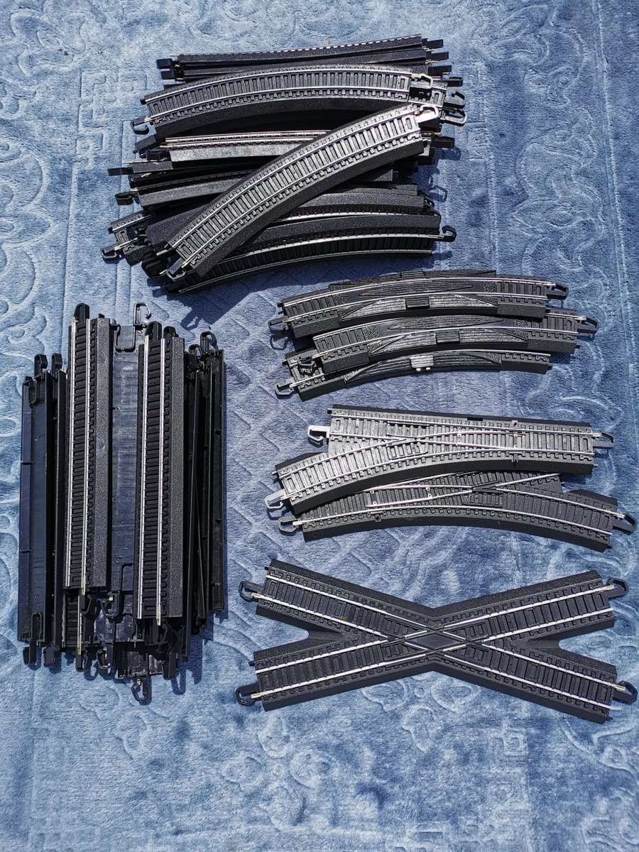 Large selection of Bachmann railway tracks.