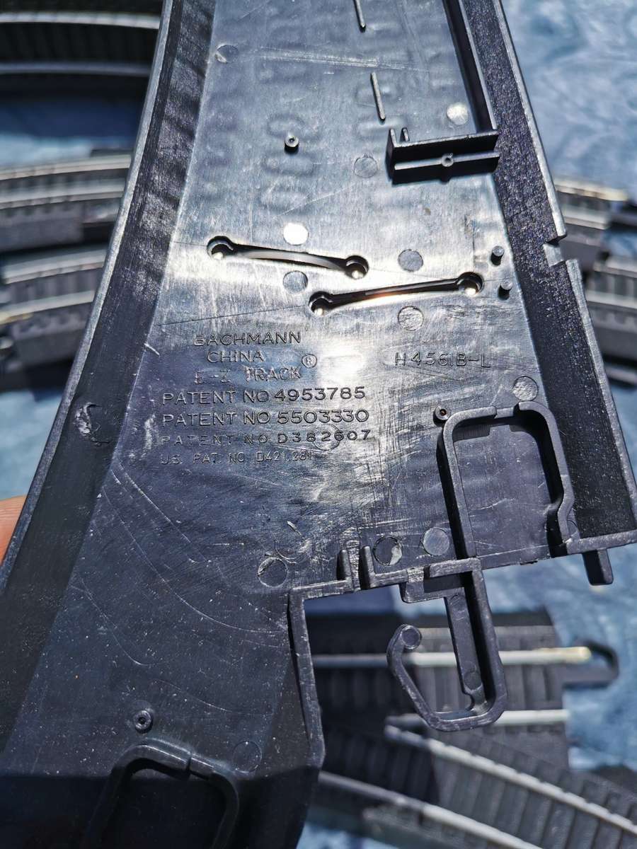 Large selection of Bachmann railway tracks.