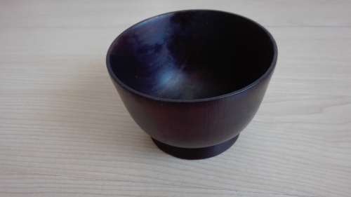 Small Round Wooden Bowl (Height 6cm. width 10cm.)
