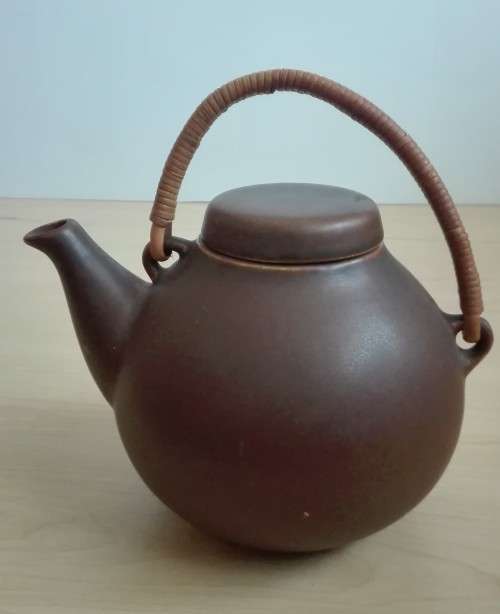 Vintage Matt Brown Ulla Procope Teapot - Arabia Finland
