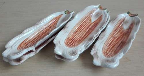 Vintage Majolica Corn Plates by Vintagous