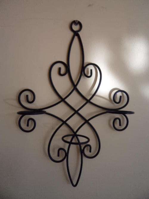 Black Metal Wall Hanging
