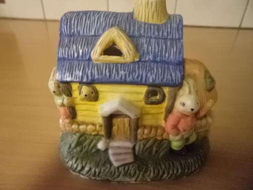 Pretty House Ornament