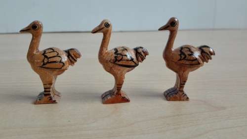 Miniature Wooden Ostrich Figurine (5cm x 3cm)