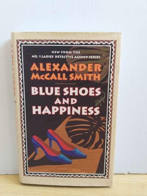 Blue Shoes and Happiness by Alexander McCall Smith (Paperback)