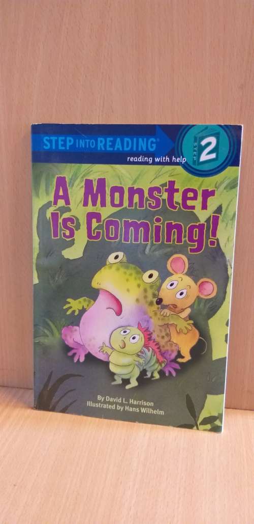 Step into Reading (Step 2) A Monster is Coming : David L. Harrison