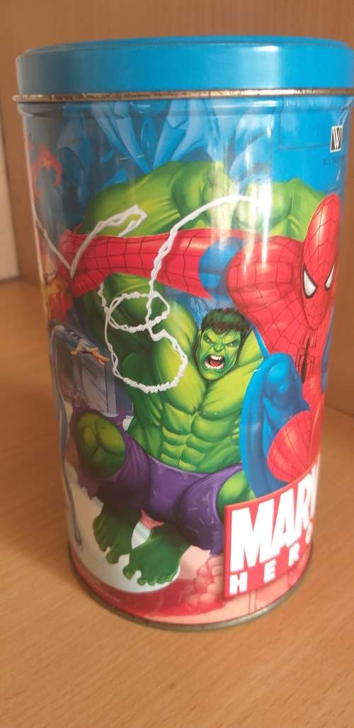 Marvel Heroes Tin