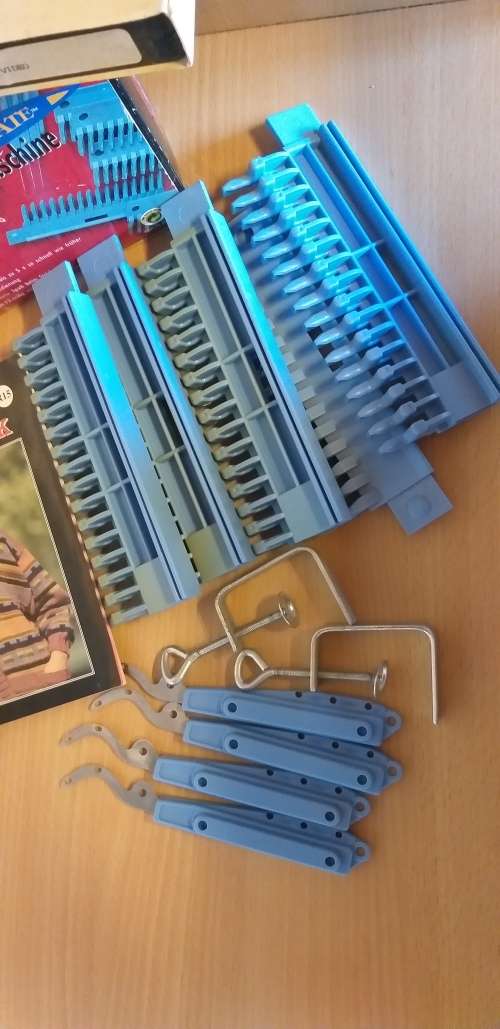 Knitting Mate - Hand Knitting Machine