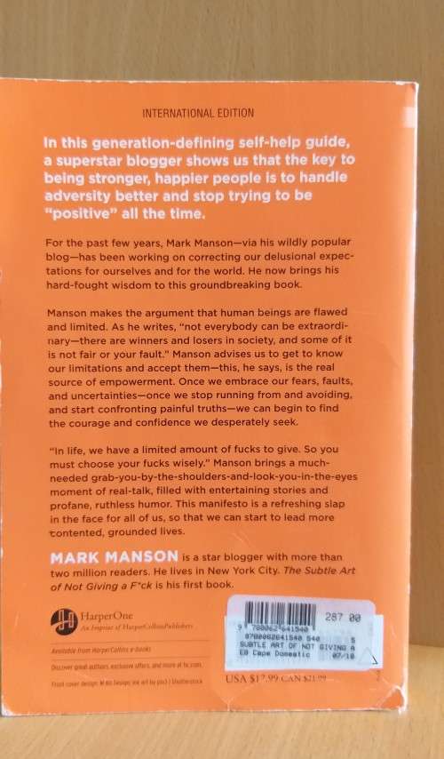 The Subtle Art of Not Giving a F*ck by Mark Manson (Paperback)