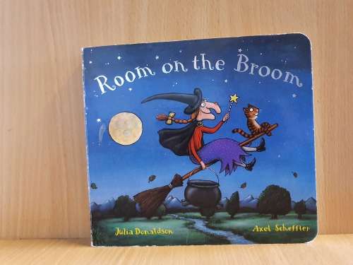 Room on the Broom : Julia Donaldson (Hardcover)
