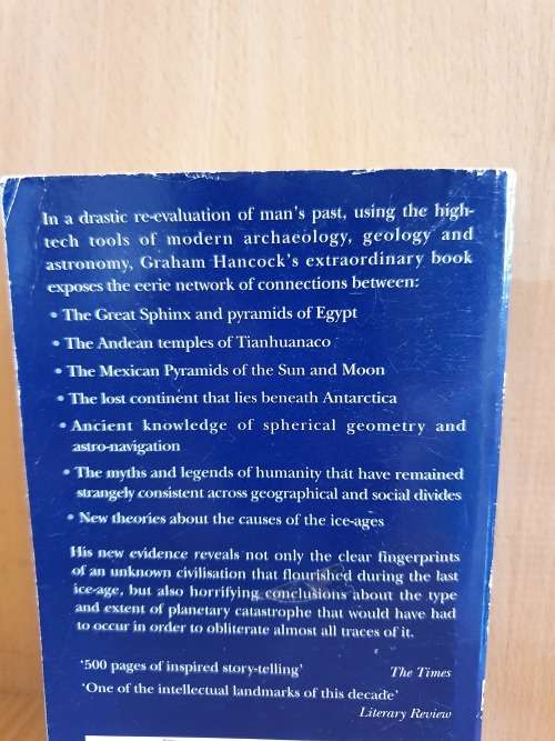 Fingerprints of the Gods - A Quest for the beginning and the end : Graham Hancock (Paperback)