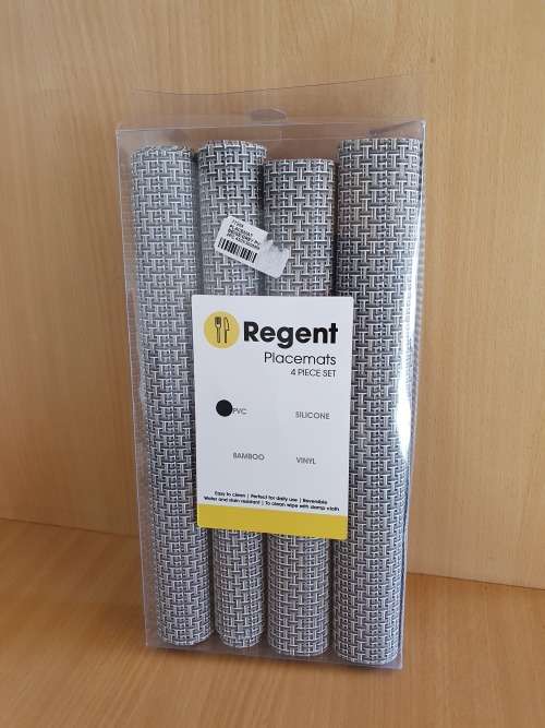 Set of 4 Vinyl Place Mats