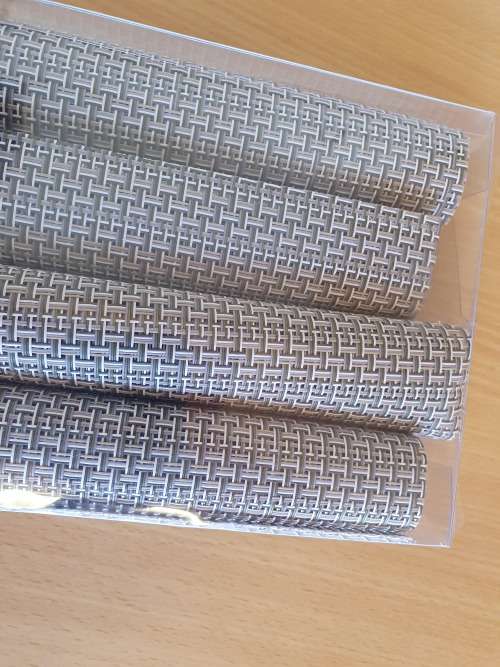 Set of 4 Vinyl Place Mats