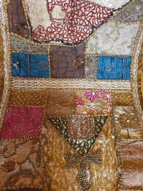 Beaded Bed Throw (146cm x 47cm)