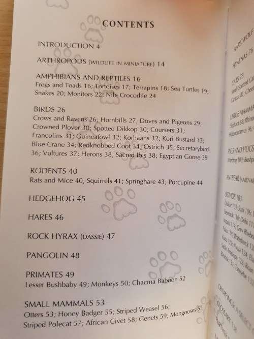 A Photographic Guide to Tracks and Tracking in Southern Africa : Louis Liebenberg (Paperback)