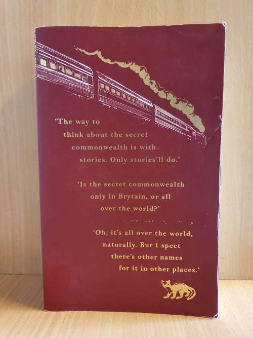 The book of Dust Volume Two - The Secret Commonwealth : Philip Pullman (Paperback)