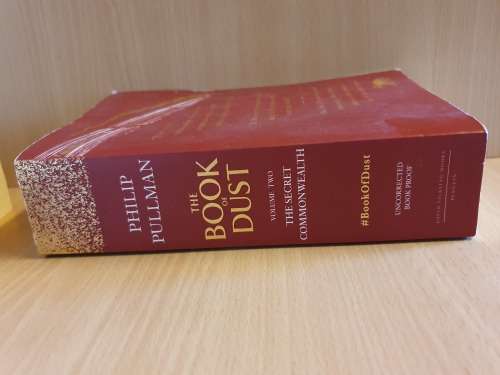 The book of Dust Volume Two - The Secret Commonwealth : Philip Pullman (Paperback)
